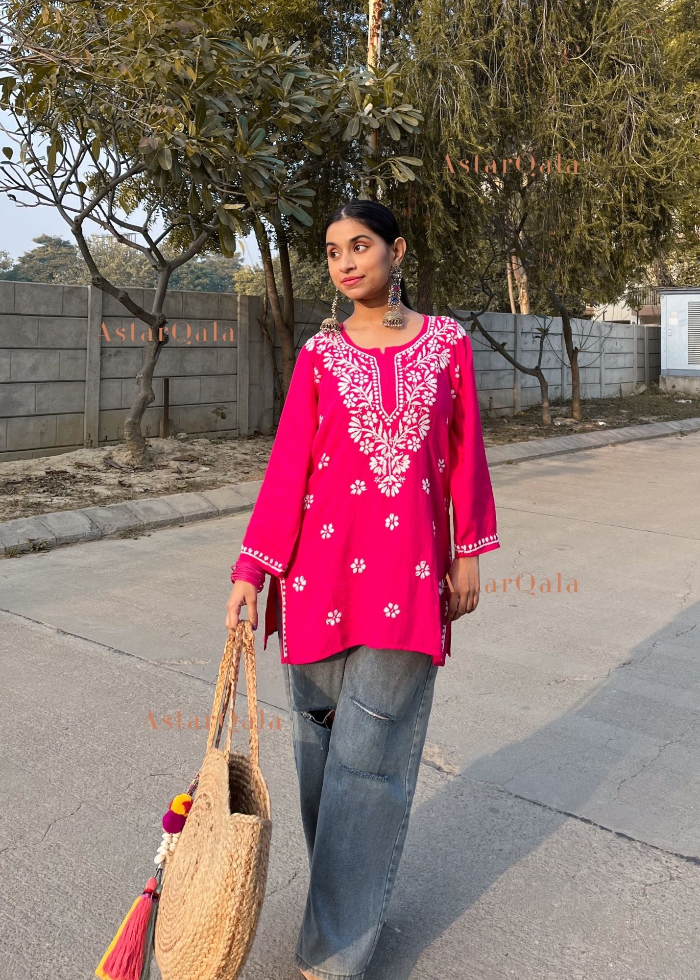 AstarQala - Hamna Rayon Chikankari Straight Short Kurta For Women - - 325_b2404259-232e-4b70-b290-1b312d30301d