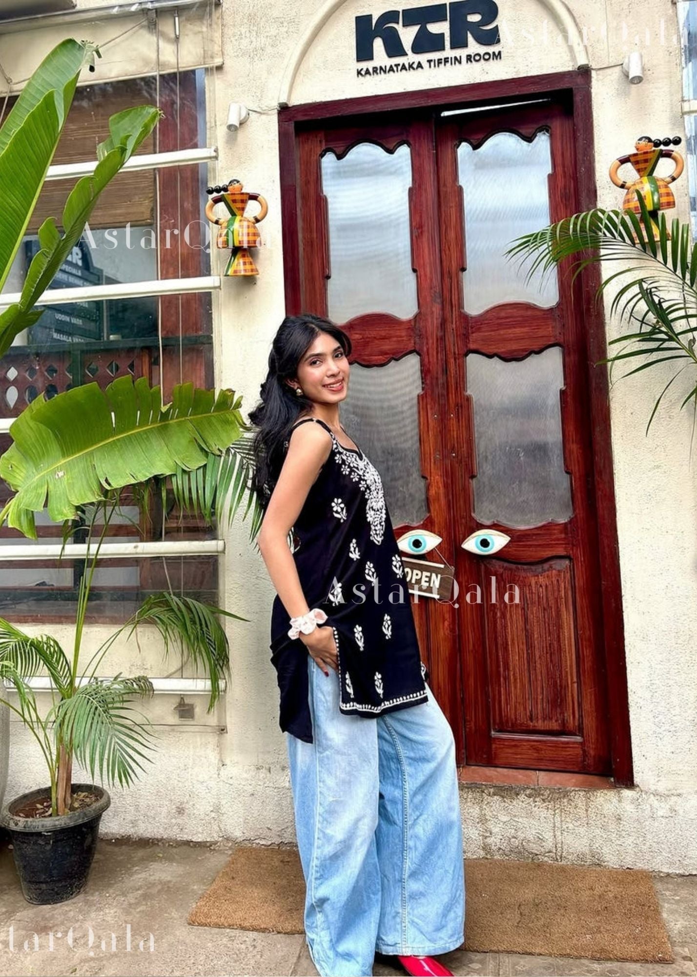 AstarQala - Kaya Strap Long Rayon Chikankari Kurti - - 180_e95dddd3-b1b4-4e95-a5e1-1ec98e18627c
