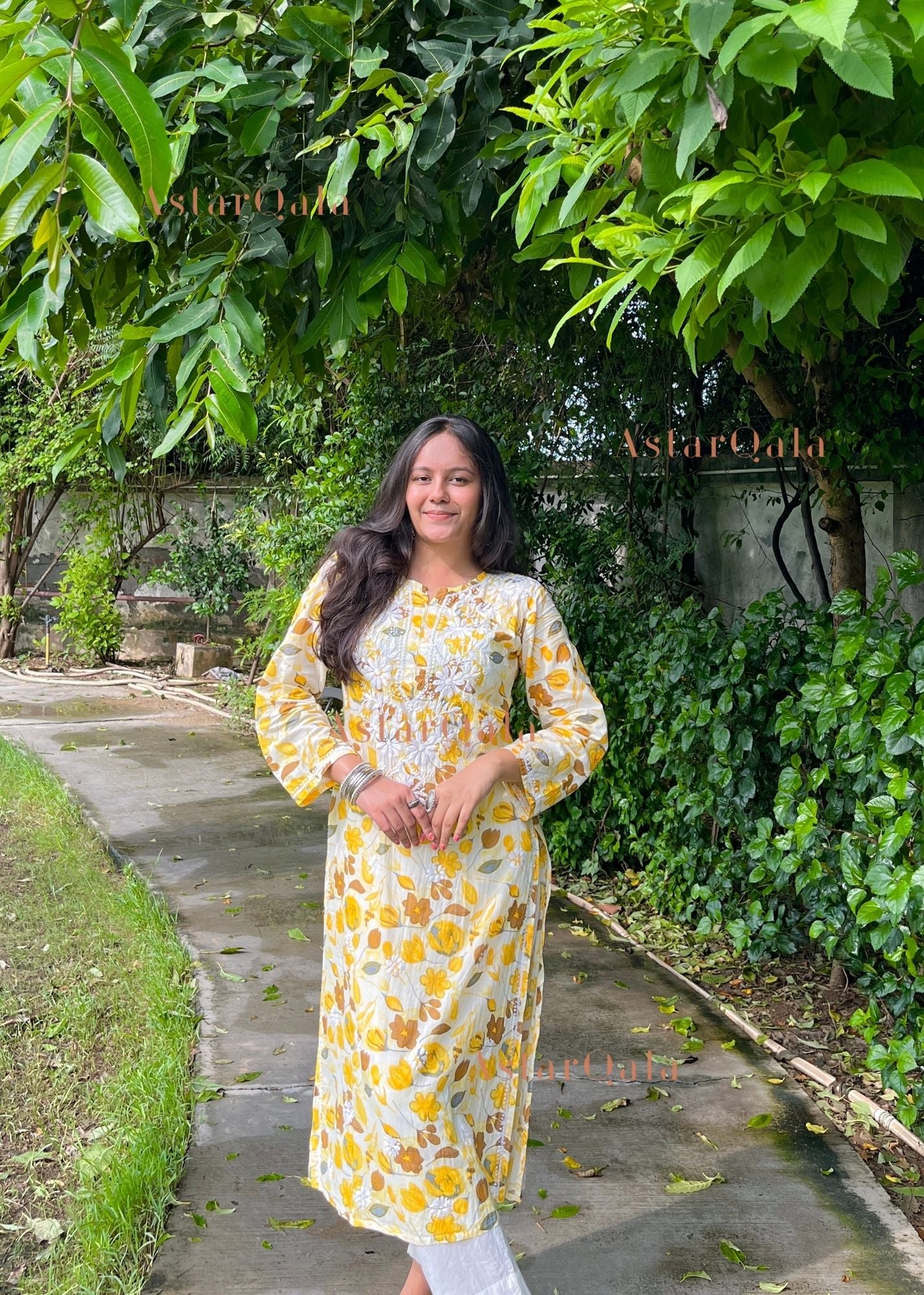 AstarQala - Farheen Mulmul Floral Printed Chikankari Kurti For Women's - - 249_98afc1d8-190d-4f63-85e6-97e15019672f