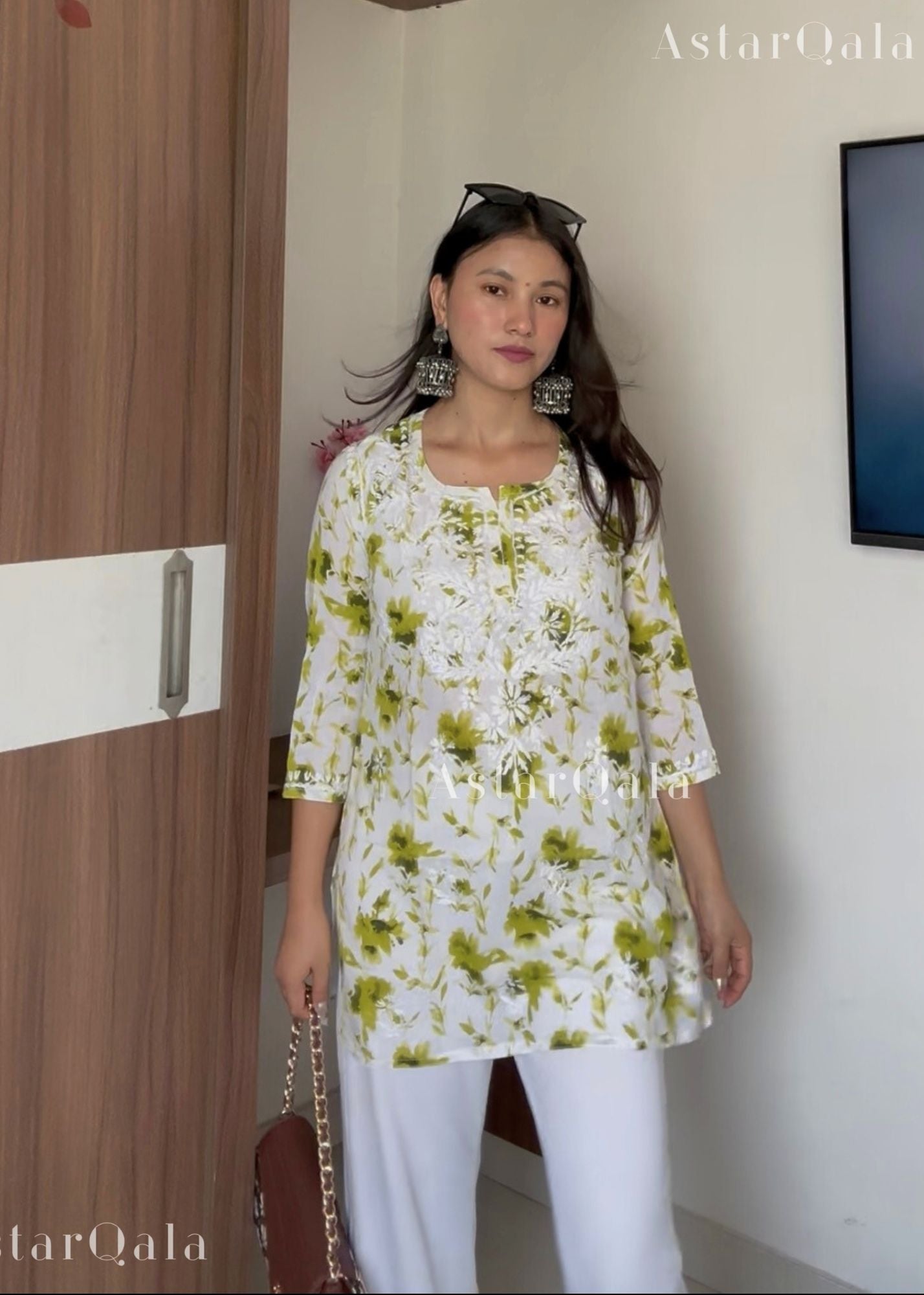 AstarQala - Rohini Mul Cotton Chikankari Kurti Top - - 483