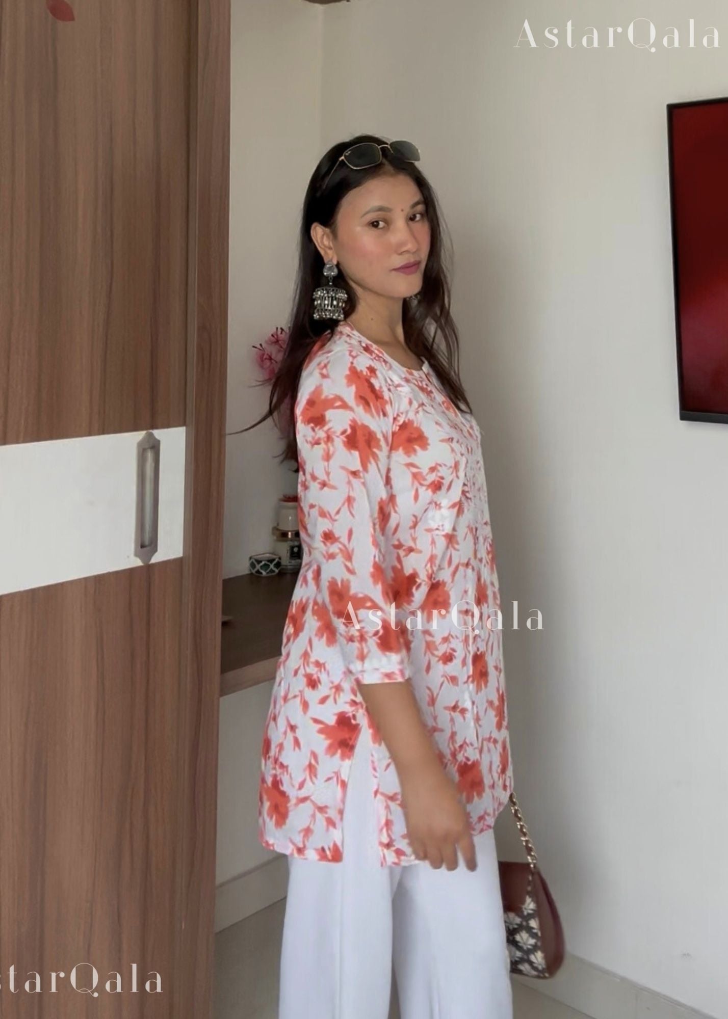AstarQala - Rohini Mul Cotton Chikankari Kurti Top - - 489_b6b765da-214e-4c00-a446-af27b993efb4