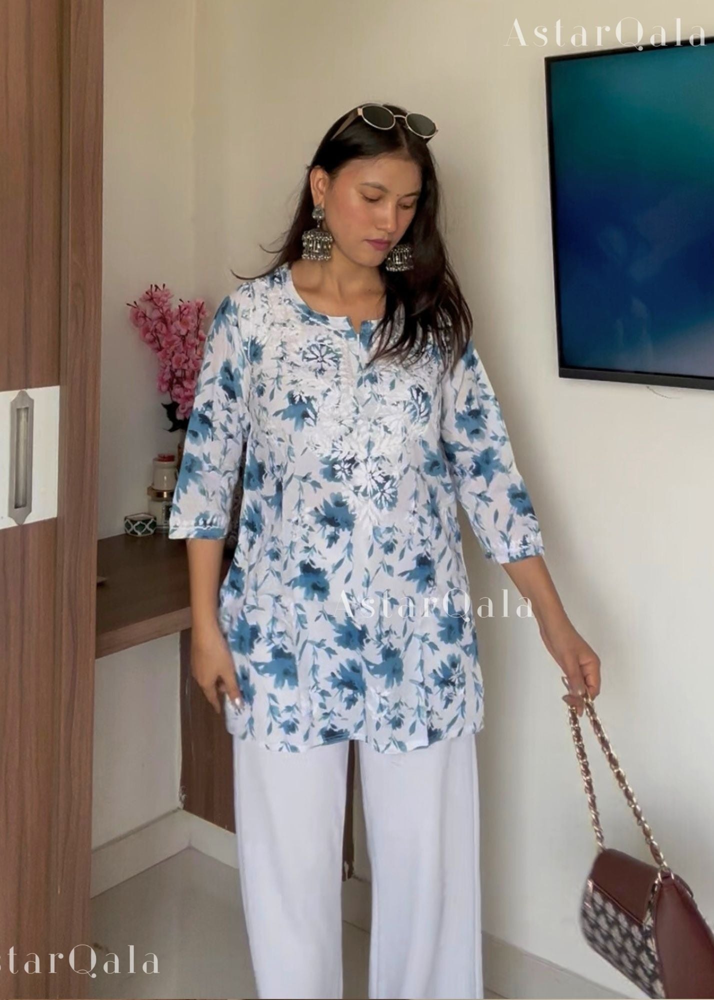 AstarQala - Rohini Mul Cotton Chikankari Kurti Top - - 492