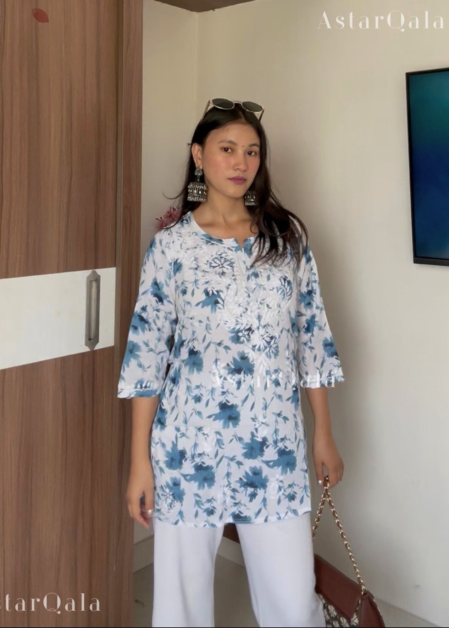 AstarQala - Rohini Mul Cotton Chikankari Kurti Top - - 493_4a7230a6-7a6b-40b4-ac1f-11834589d459