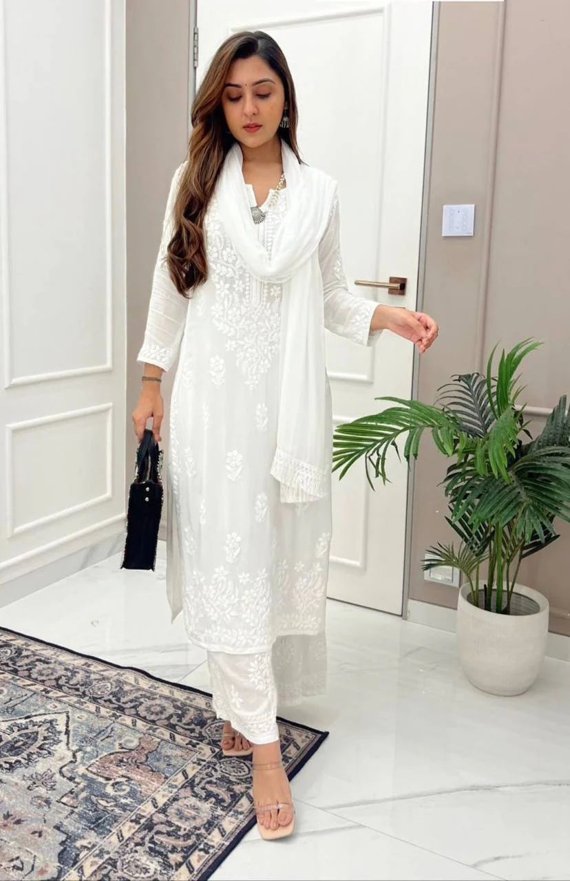 AstarQala - Ulfat Chikankari Rayon Ombré 3 Piece Kurta Set With Dupatta - - photo_2023-06-15_12-42-48_2048x2048_763ece25-59a2-494b-8005-e8c2fc90f502